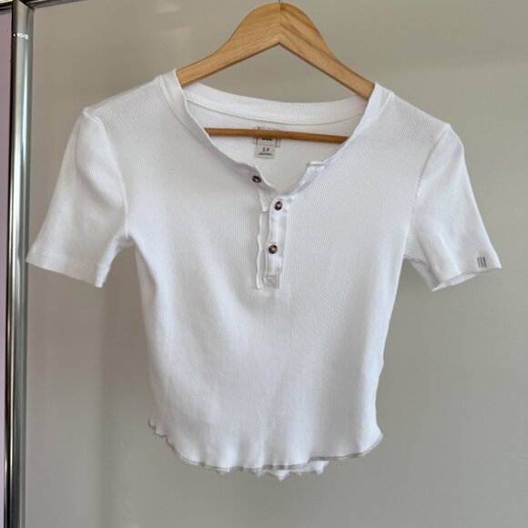 BDG Cropped Ribbed Baby Tee - Picture 4 of 8